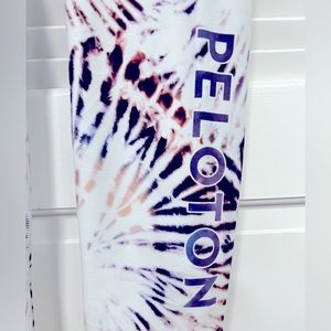 Peloton x WITH Tie Dye Capri Leggings and Sports Bra - M